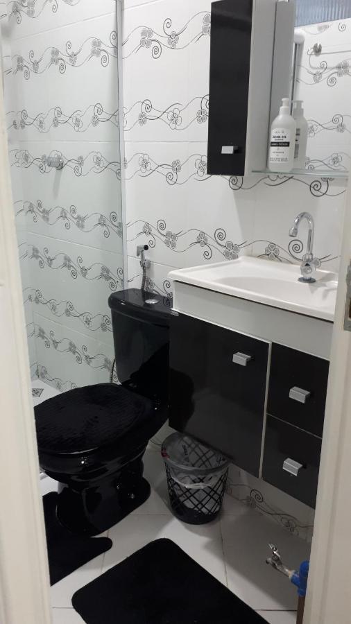 Flat Familiar Com Ar,wi Fi,cozinha E Garagem *